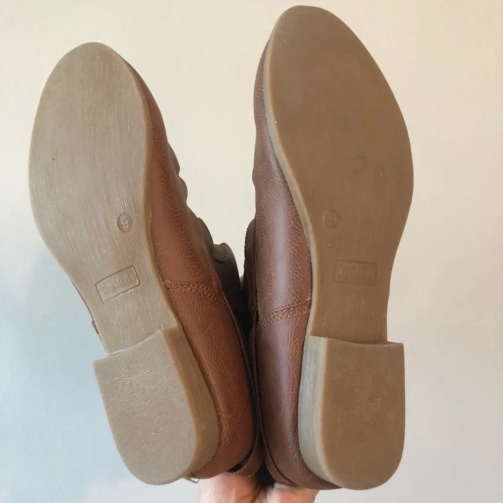 🛍️ Vegan Leather Tall Brown boots size 9